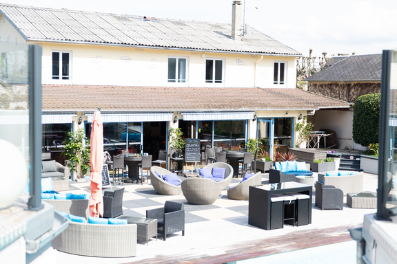 Hotel bar La Piscine