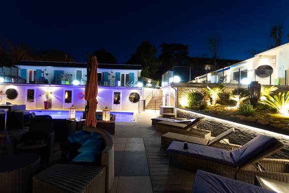 Hotel bar La Piscine