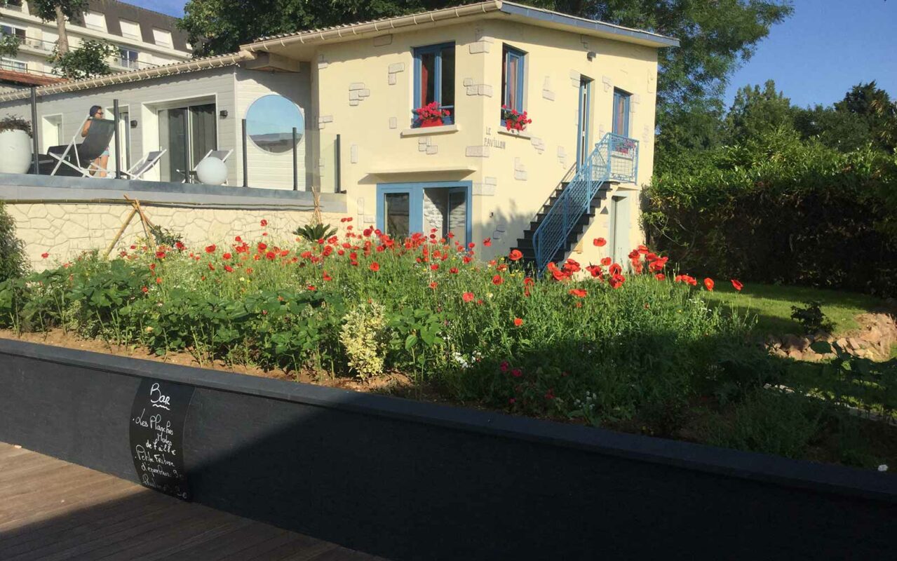 Hotel bar La Piscine