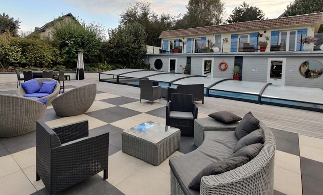 Hotel bar La Piscine