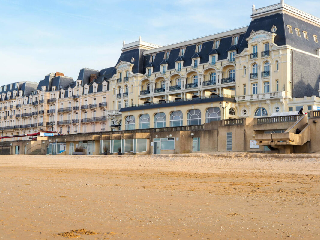 Hotel bar La Piscine