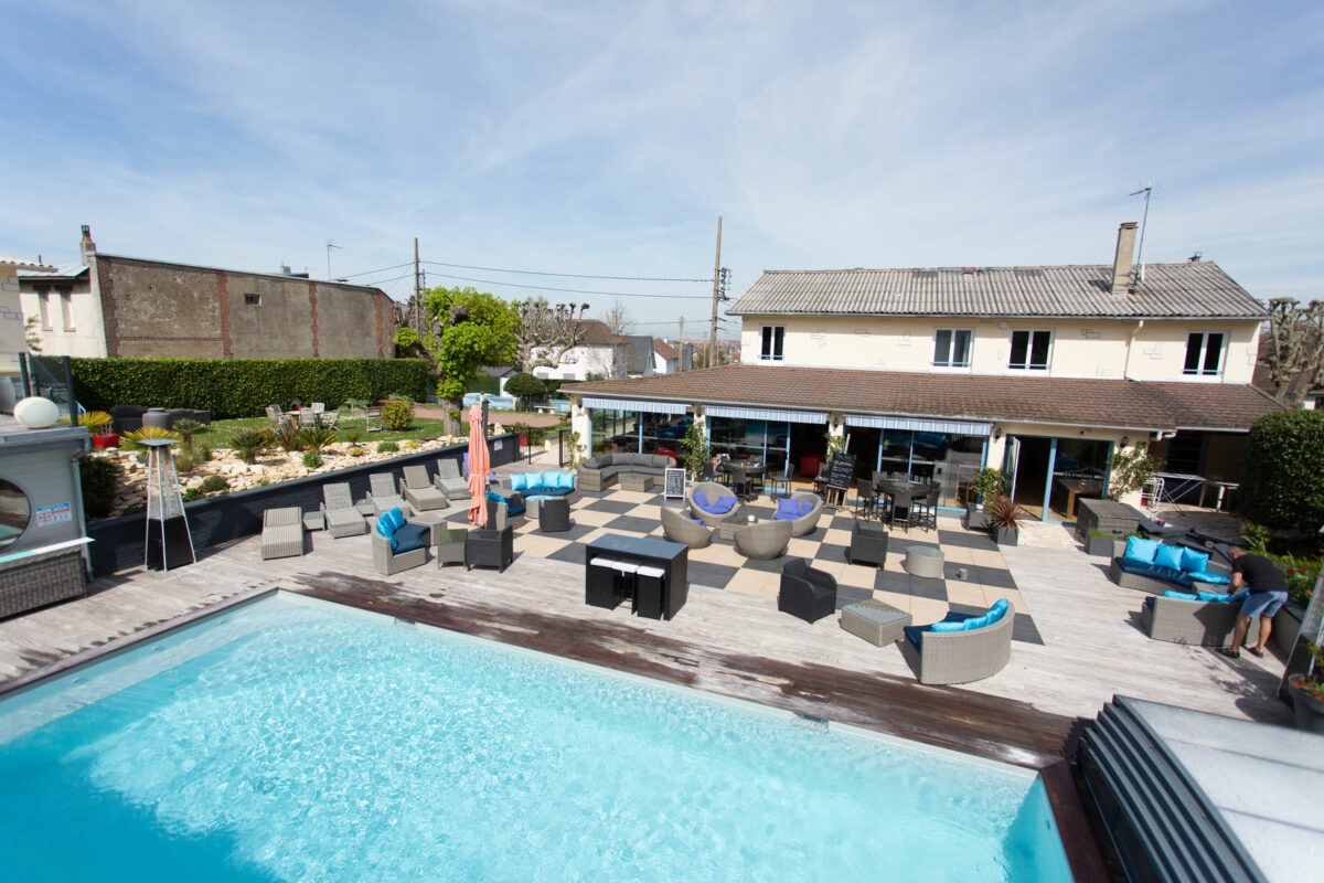 Hotel bar La Piscine