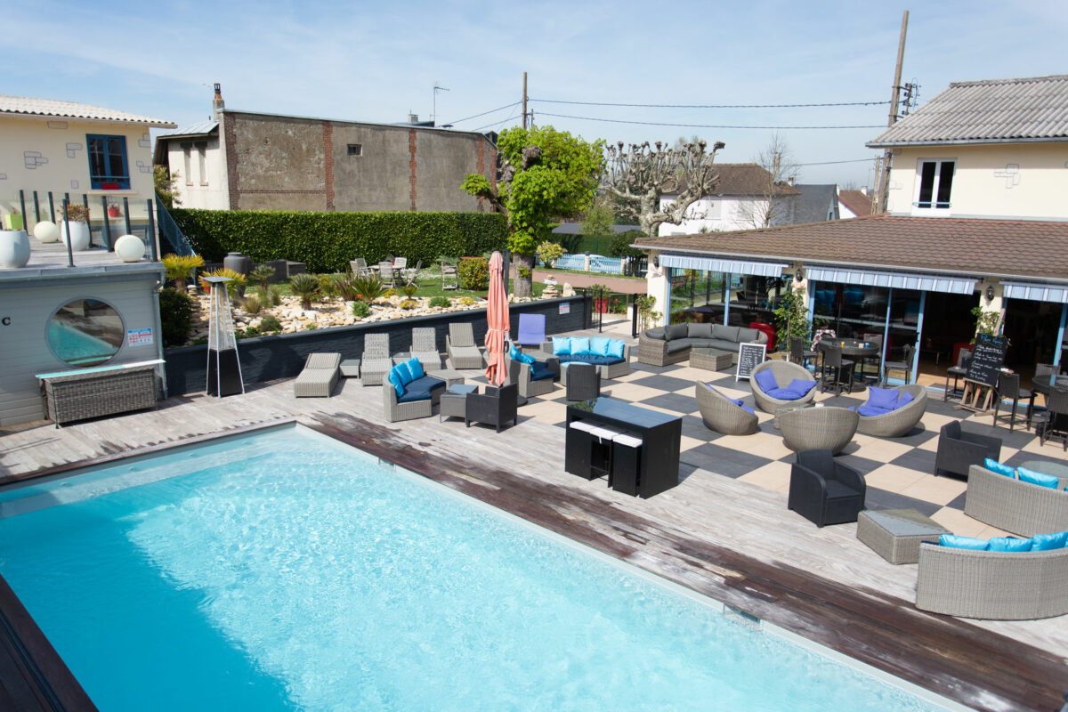 Hotel bar La Piscine